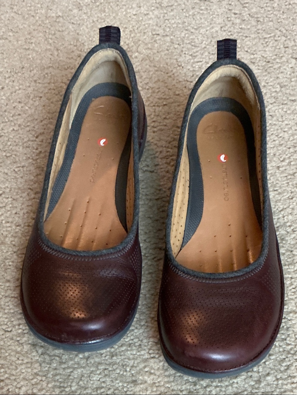 Clarks Women's Slip-On Flats in Dark Brown Leather